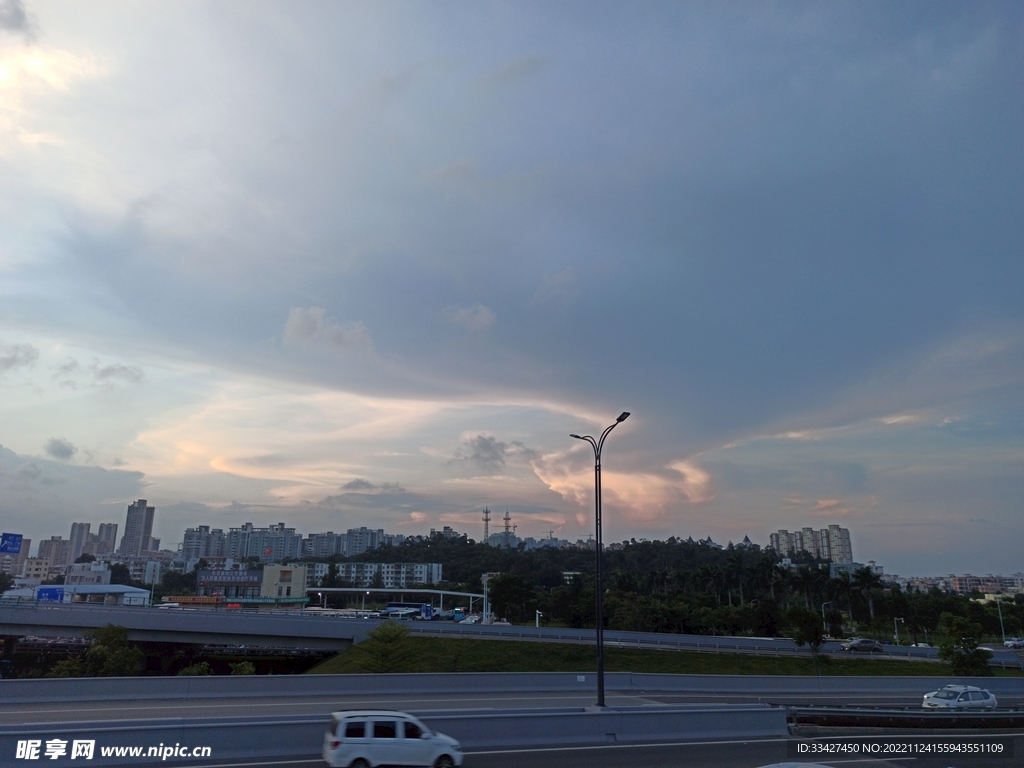 天空