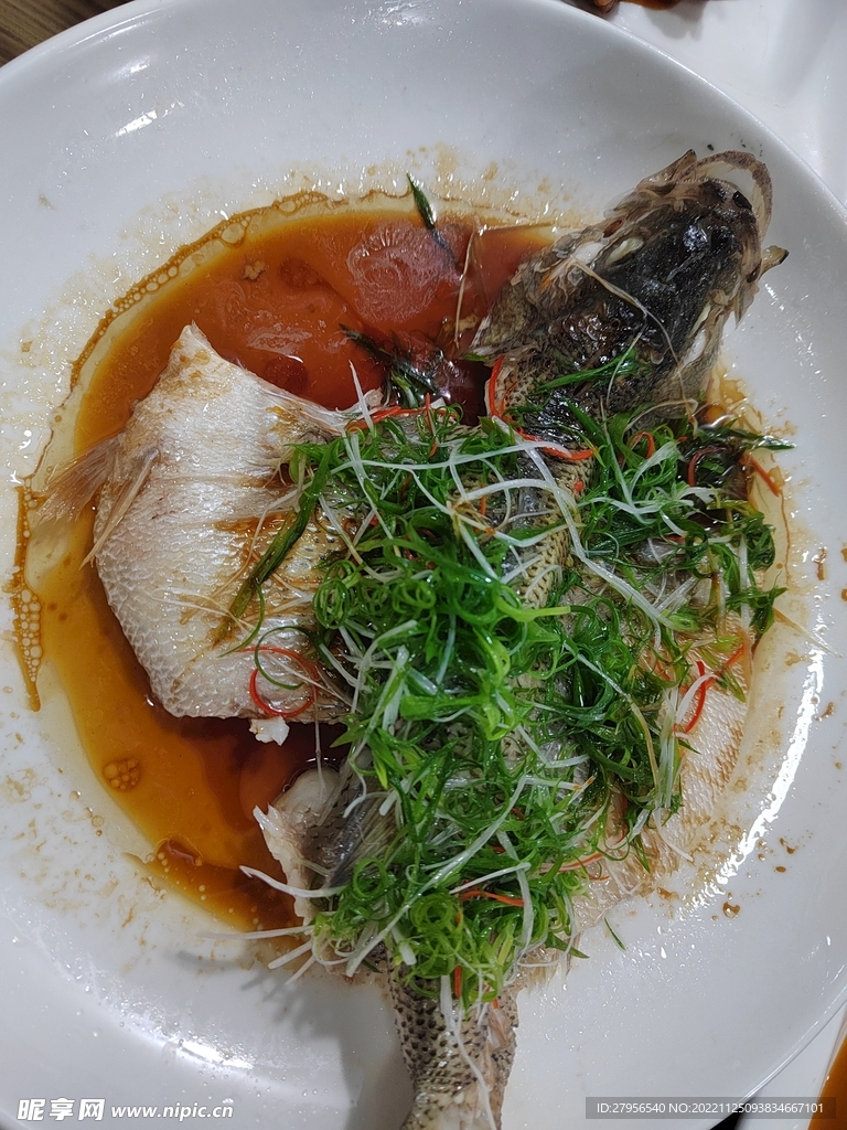 清蒸鲈鱼