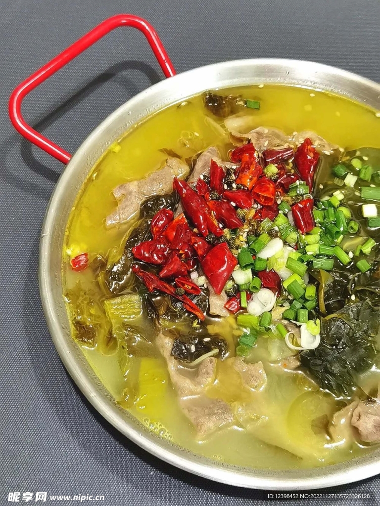 酸菜肉片