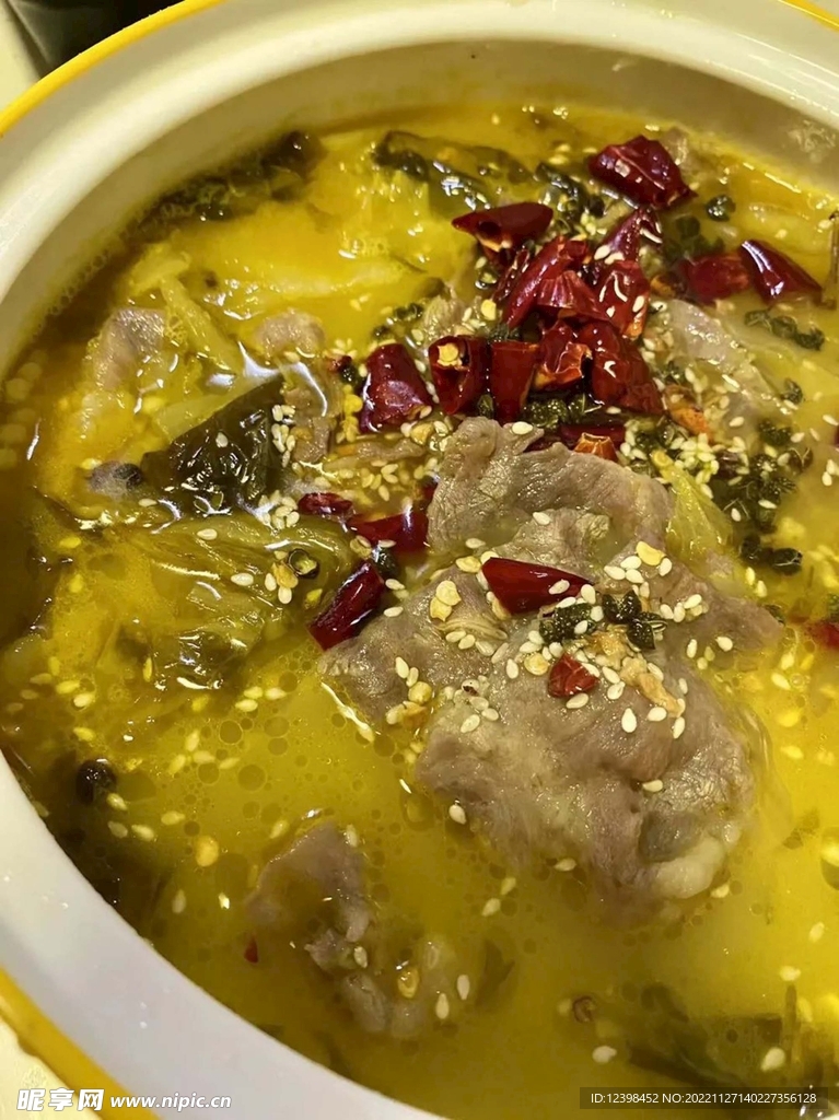 酸菜肉片汤