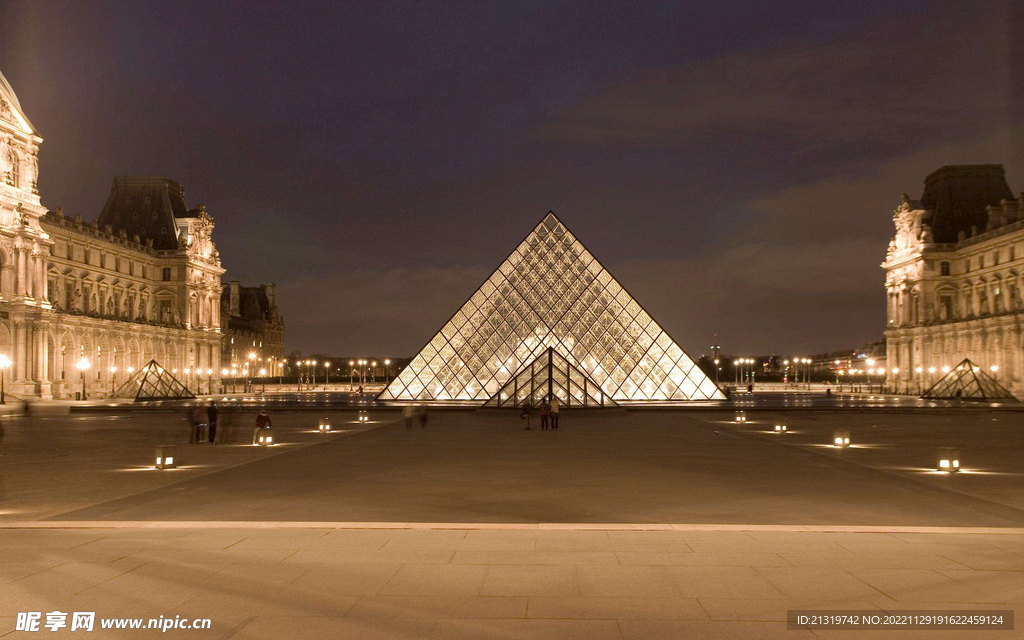 卢浮宫夜景摄影