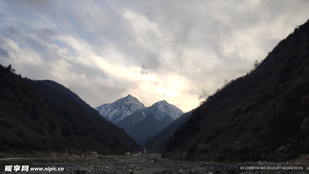 雪山
