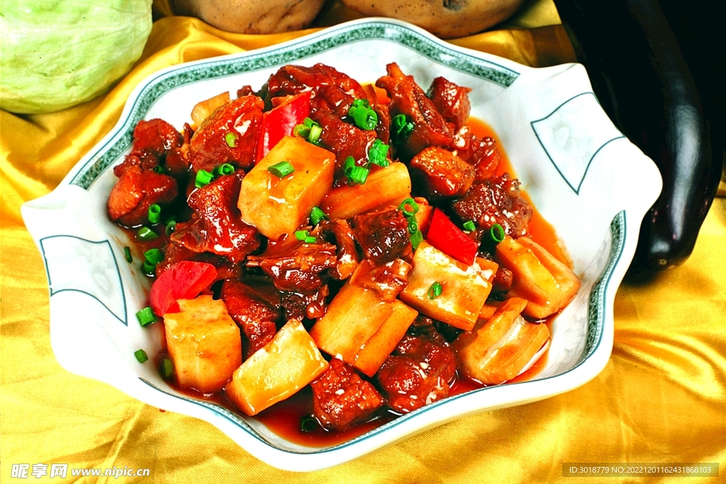 莲藕酱香鸭