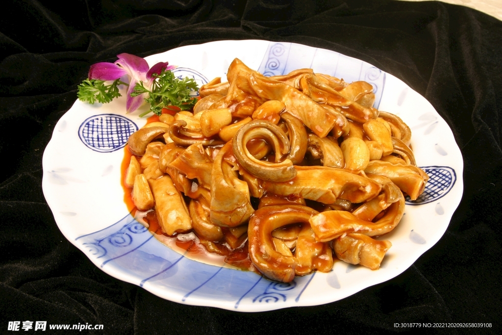 大蒜烧肚条