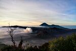 火山 