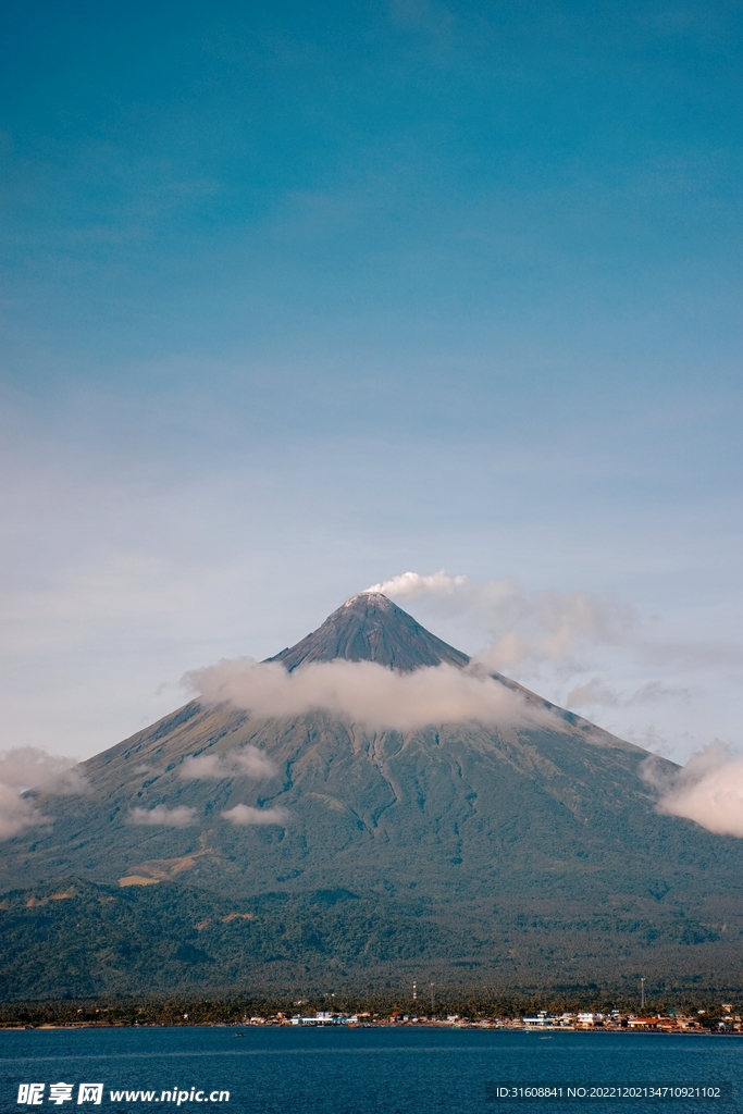 火山 