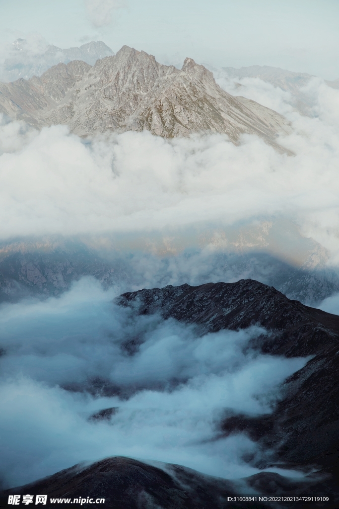 火山 