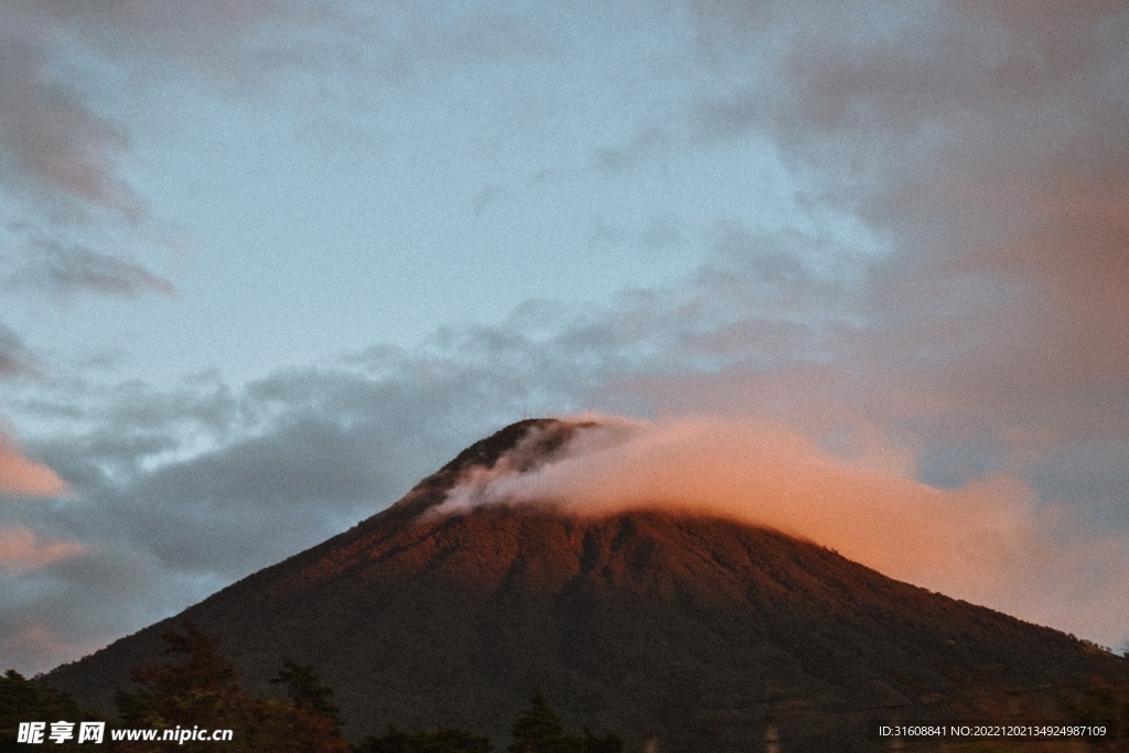 火山