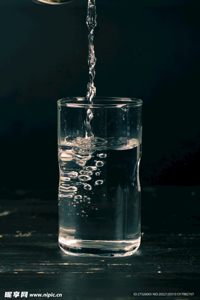 一杯水