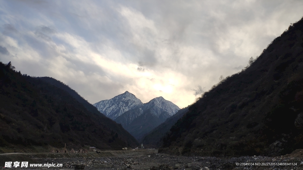 雪山