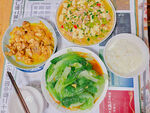 两个人丰富晚餐