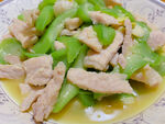 廋肉片炒丝瓜