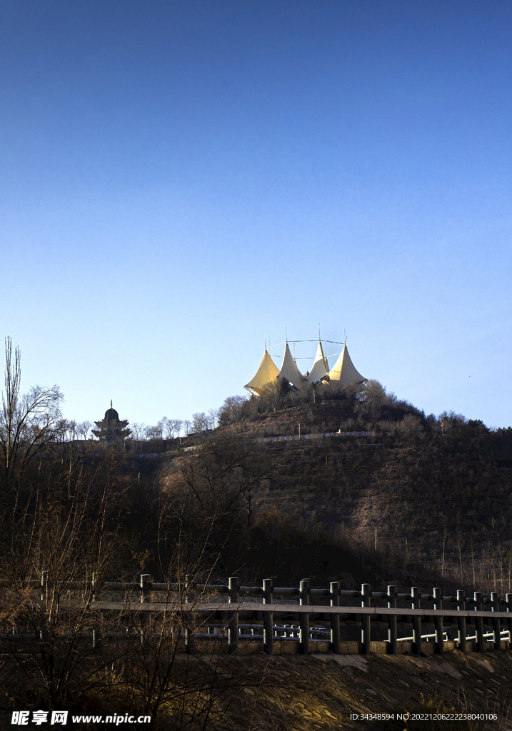 青海西宁南山凤凰台