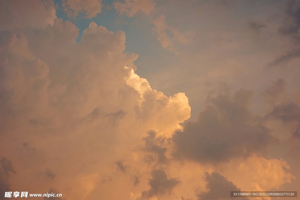 天空