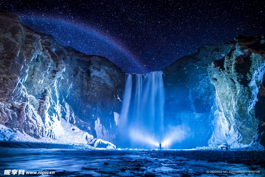 星空冰河壁纸