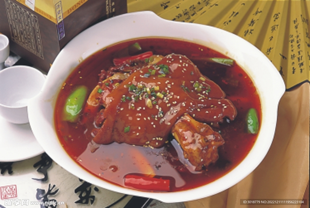 酸汤霸王肘