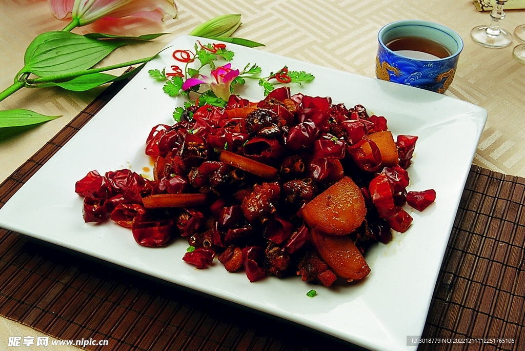 香馒辣子鸡