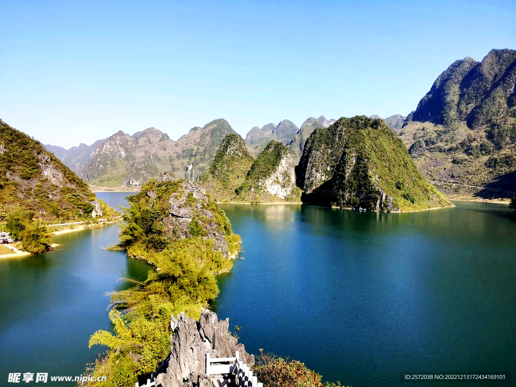 广西凌云浩坤湖湿地