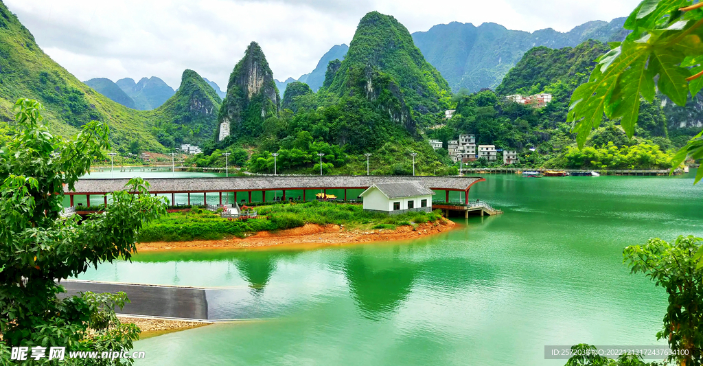 广西凌云浩坤湖湿地