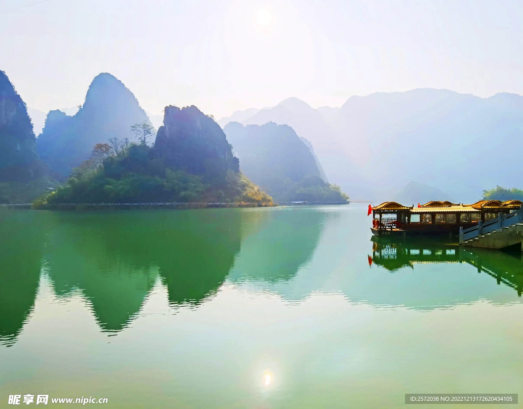 广西凌云浩坤湖湿地