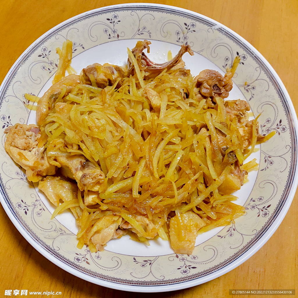 鸡肉炒土豆丝