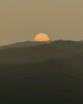 远山夕阳