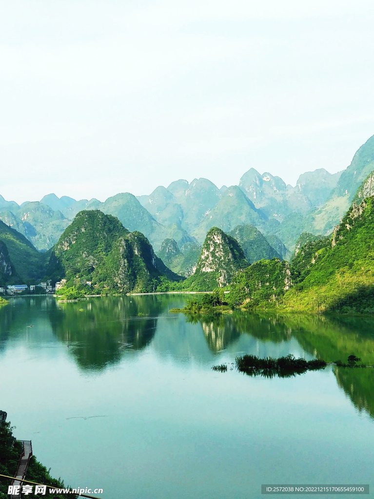 广西凌云浩坤湖湿地