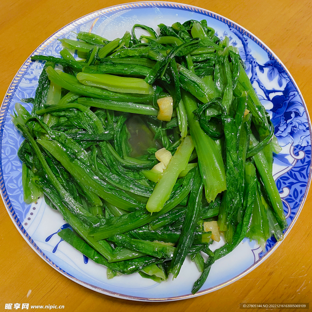 爆炒油麦菜