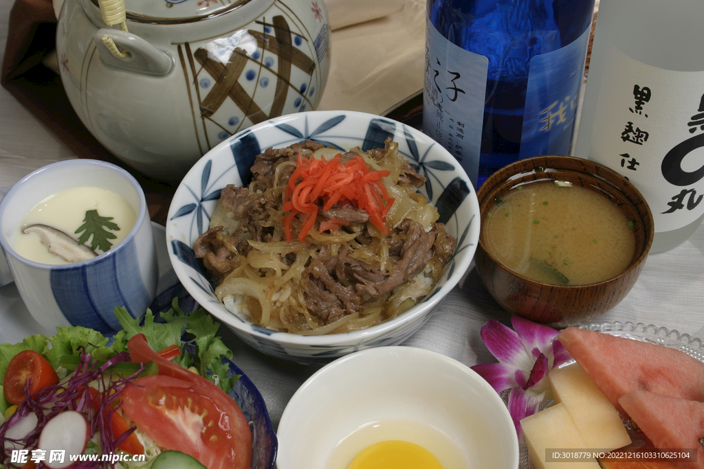 牛肉盖饭