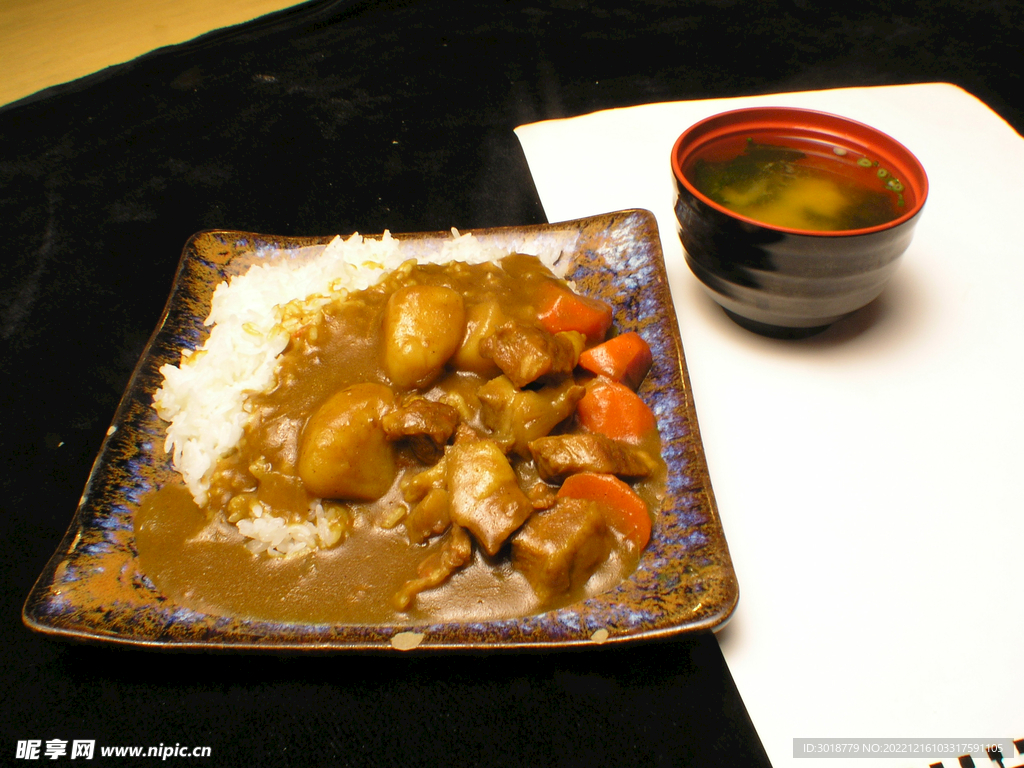 牛肉咖喱饭