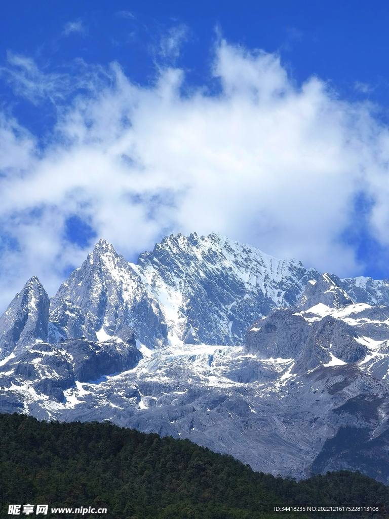 玉龙雪山