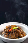 红焖鹅肉煲