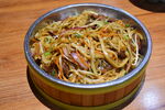 广式湿炒牛河炒河粉
