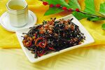 腊八豆拌蕨菜
