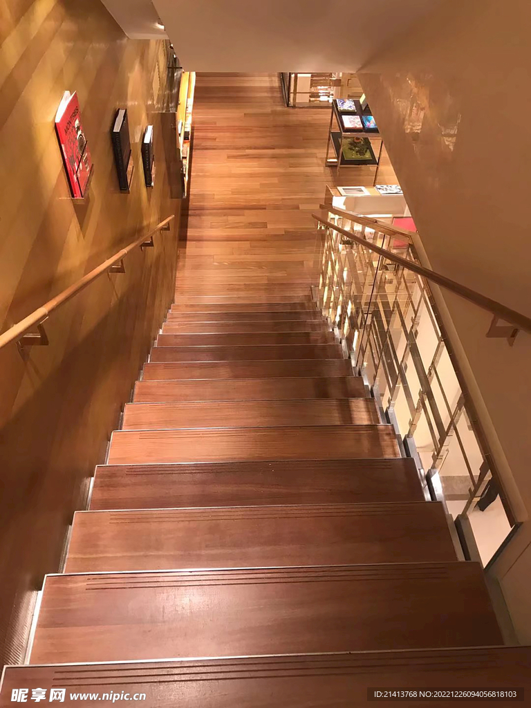 楼梯间转角 