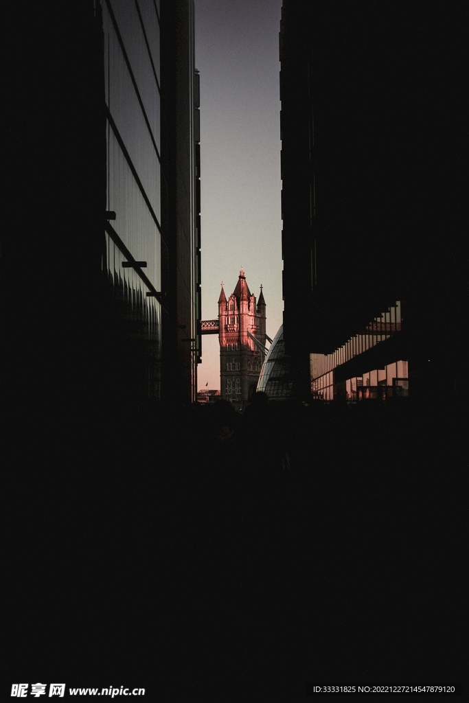 伦敦