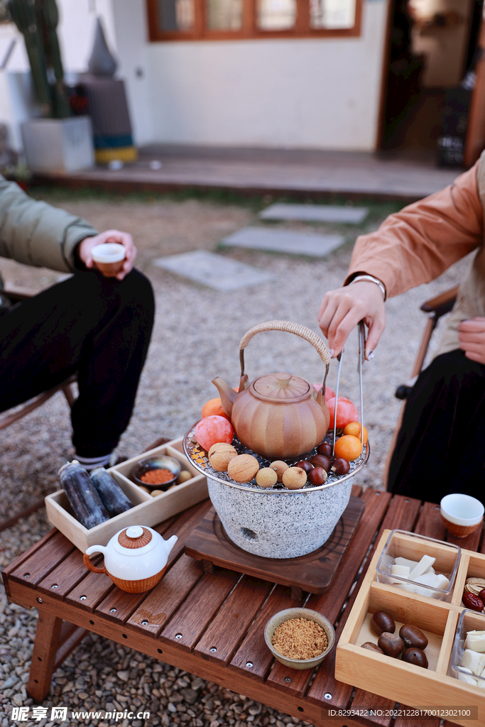 围炉煮茶