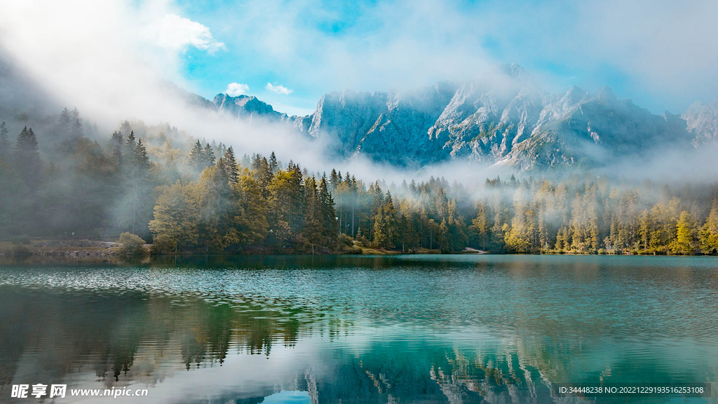 湖岸