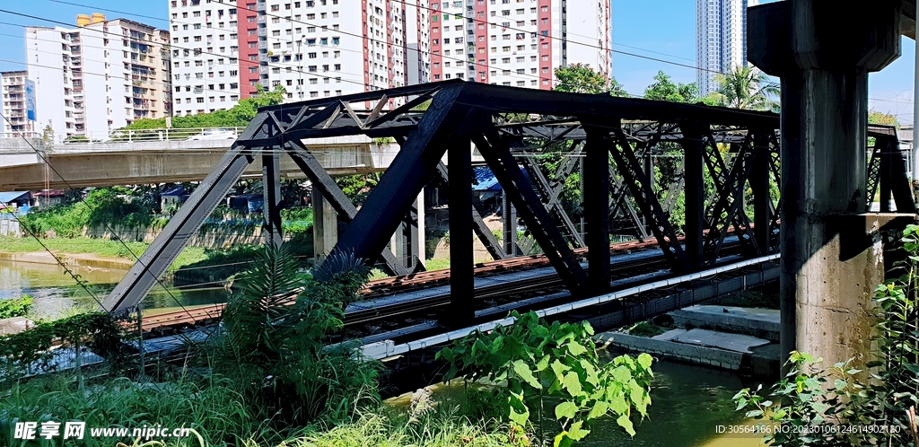 铁轨道路