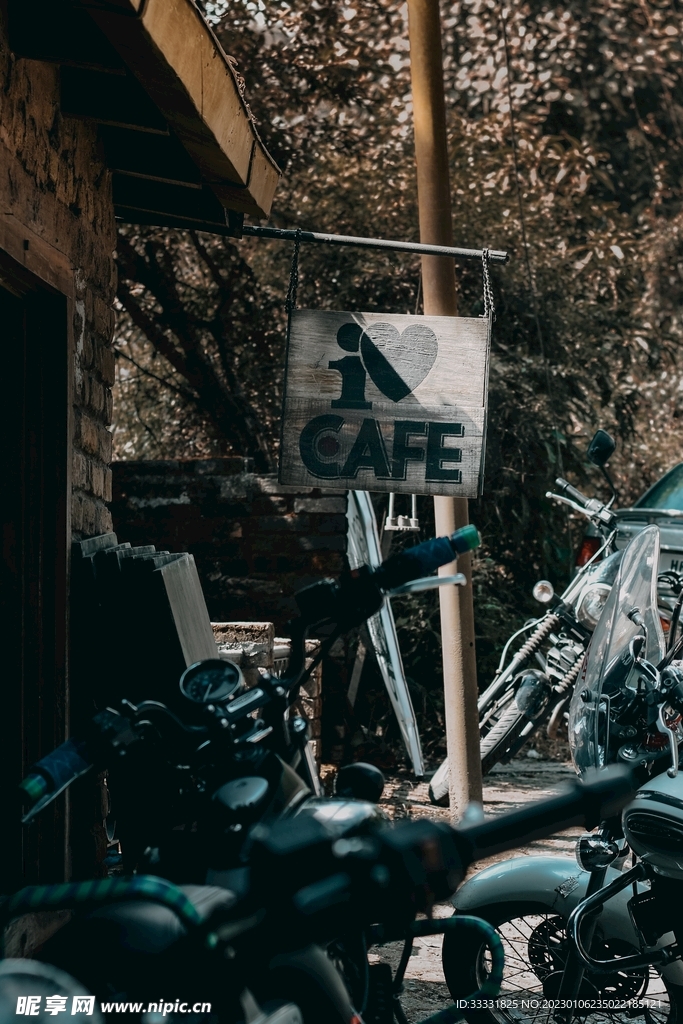 摩托车