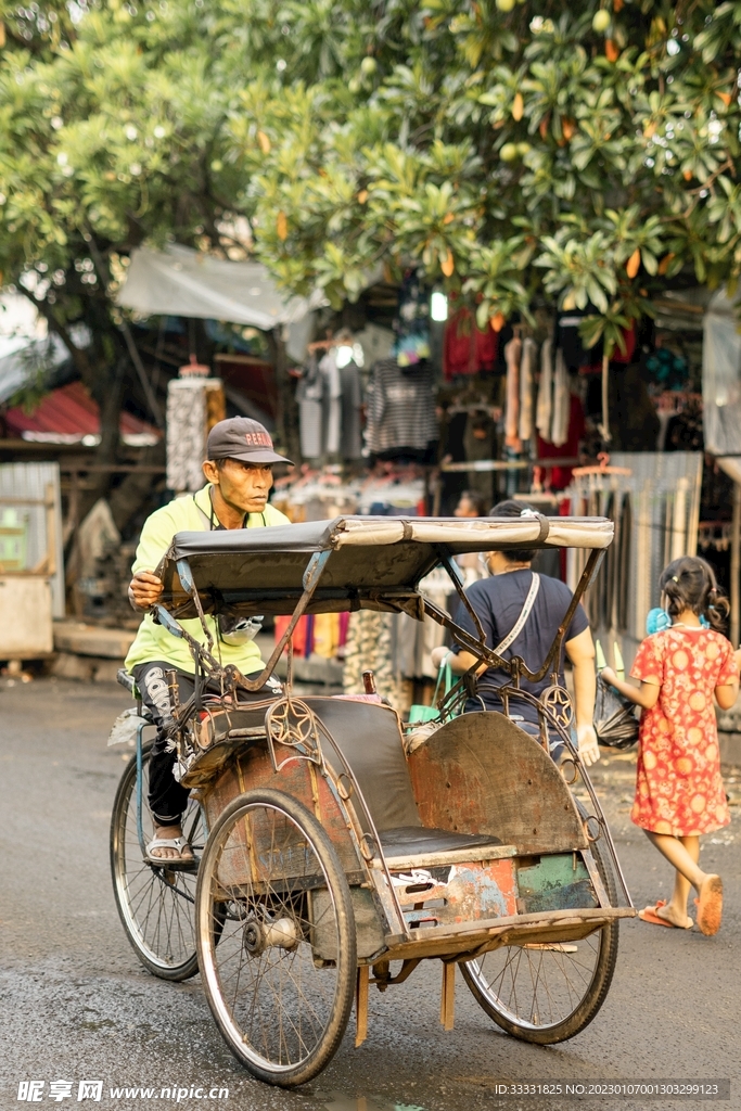 摩托车