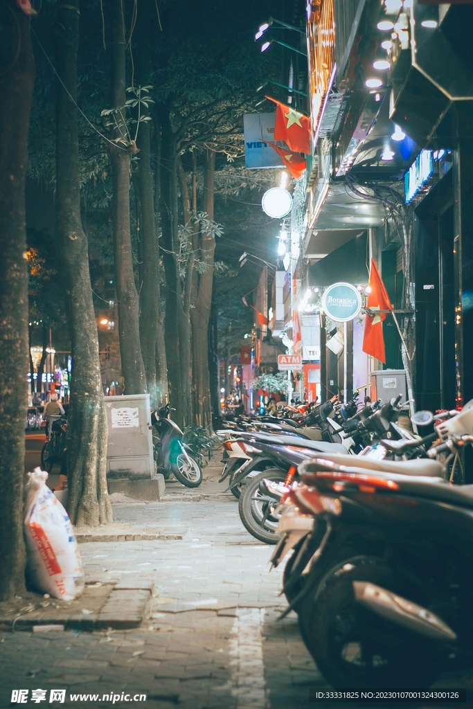摩托车