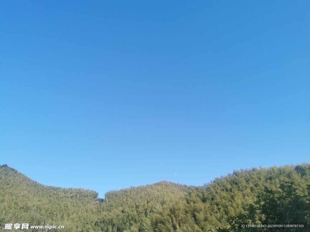 天空