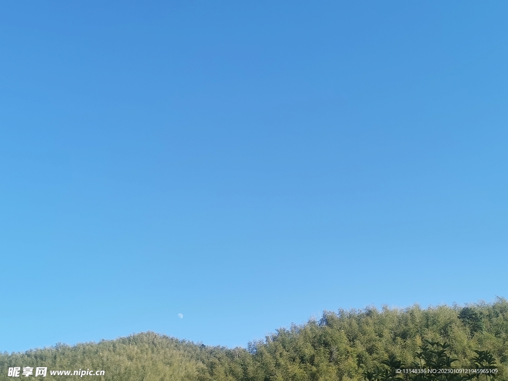 天空