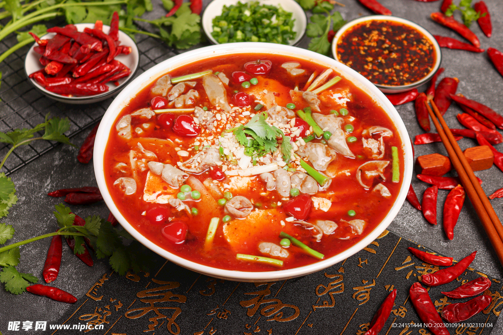麻辣豆花肥肠