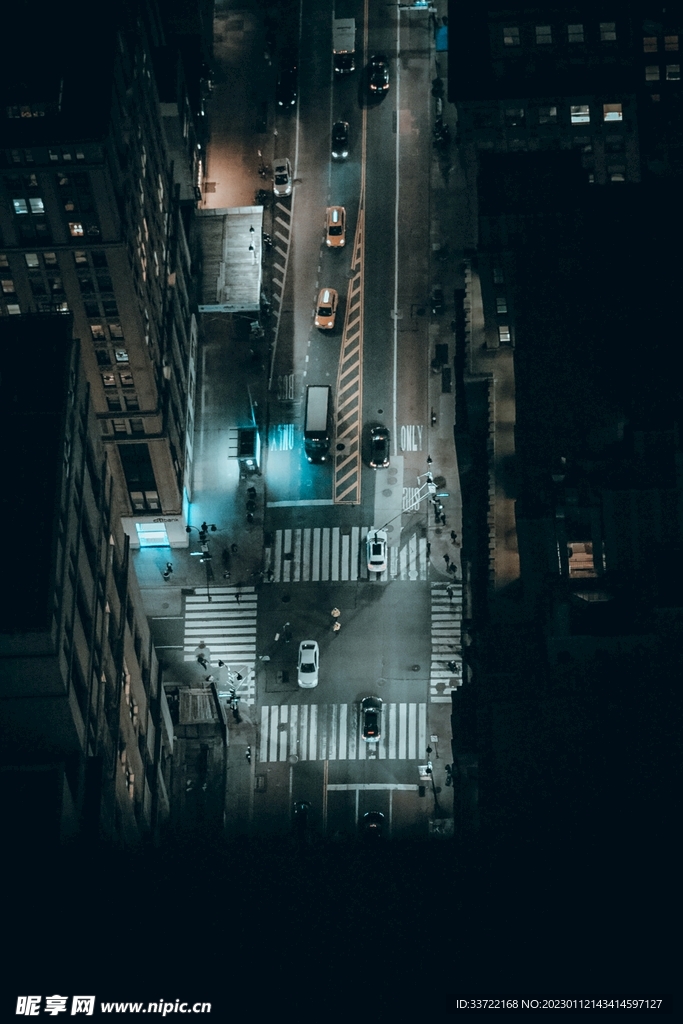 纽约