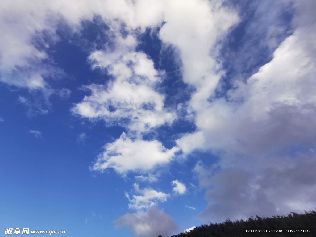 天空