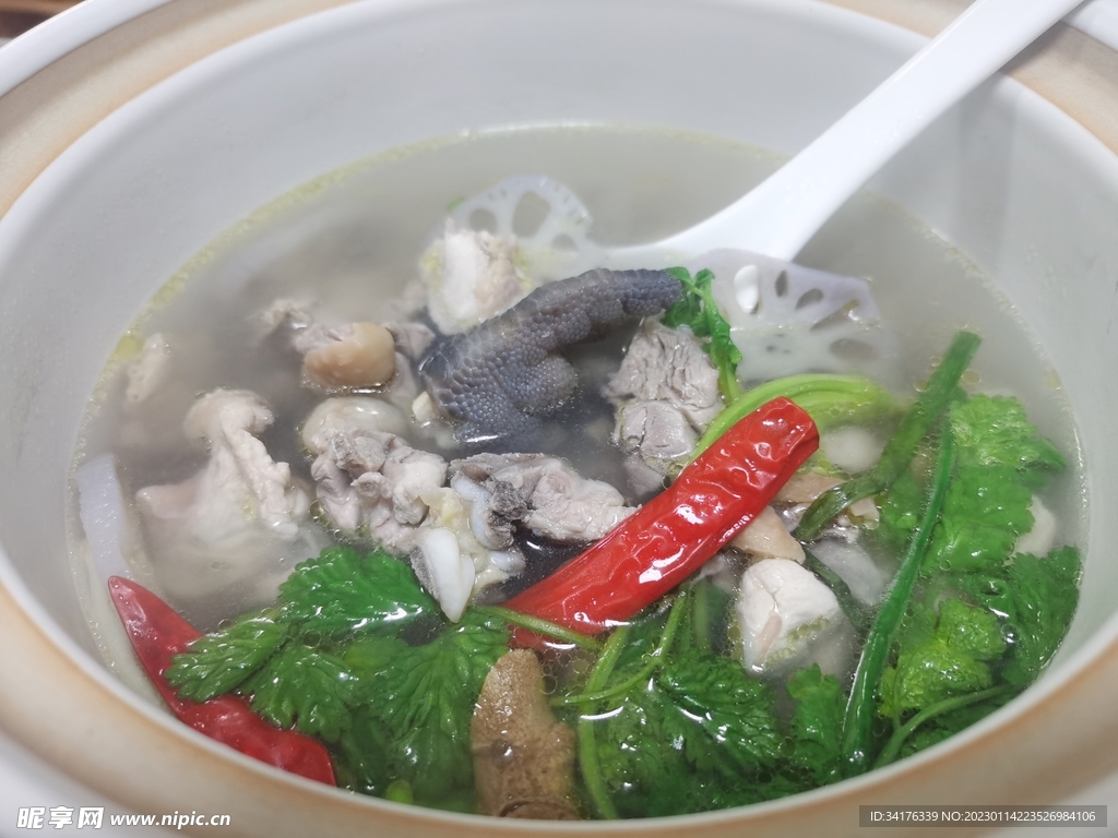 炖鸡汤