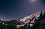 山 
