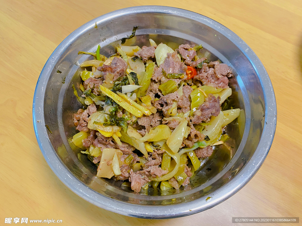B3: 酸菜炒牛肉 - 七禧健康餐 HEALTHY7